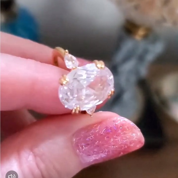 New Luxury Yellow Gold Plated Oval Diamond Ring - Picture 9 of 16